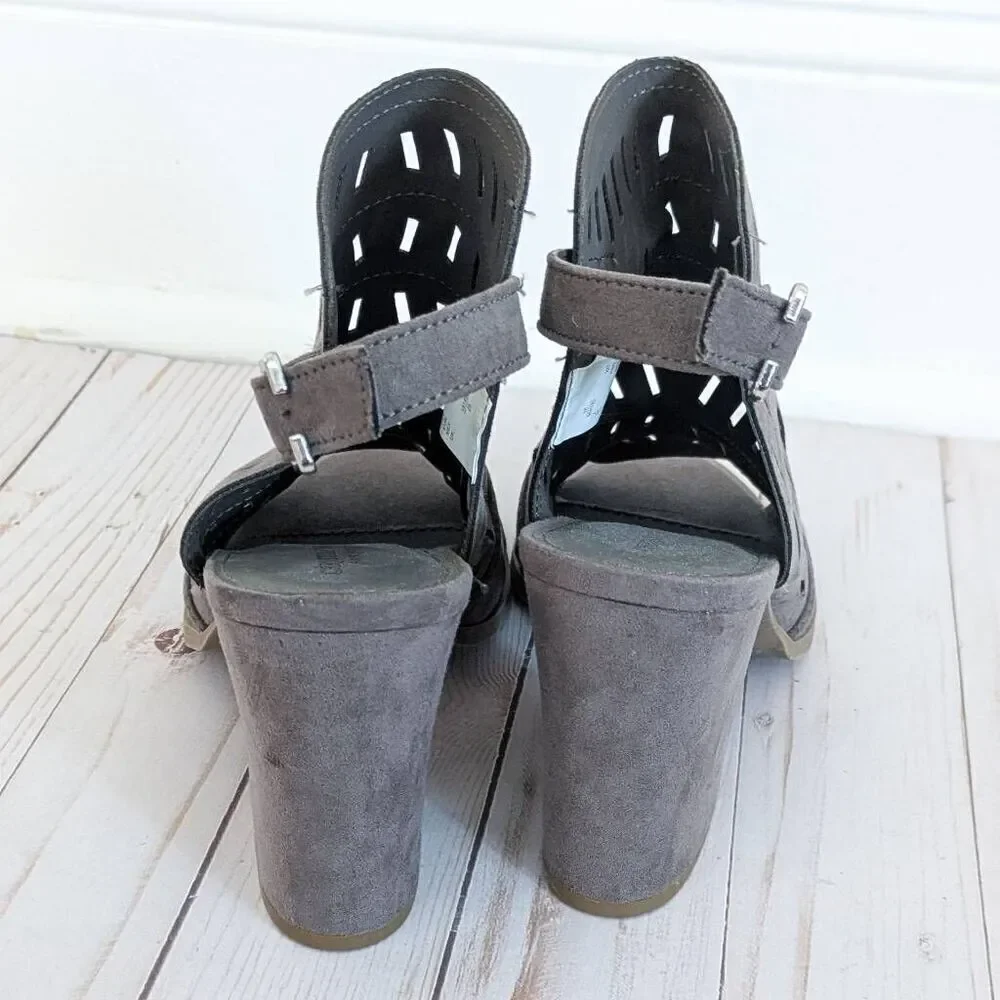 Christian Siriano Gray Suede Women's Winter Block Heels